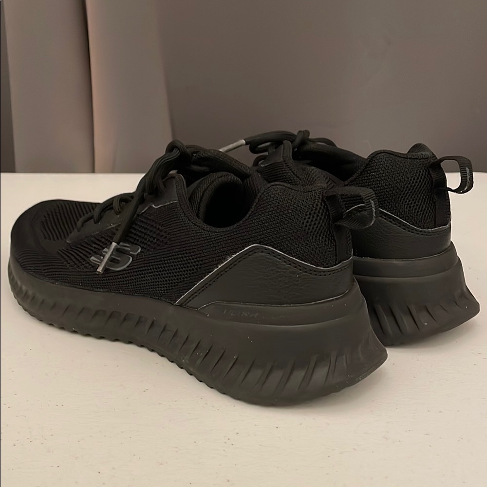 Skechers Black Athletic Shoes Breathable Mesh Design - Picture 3 of 8